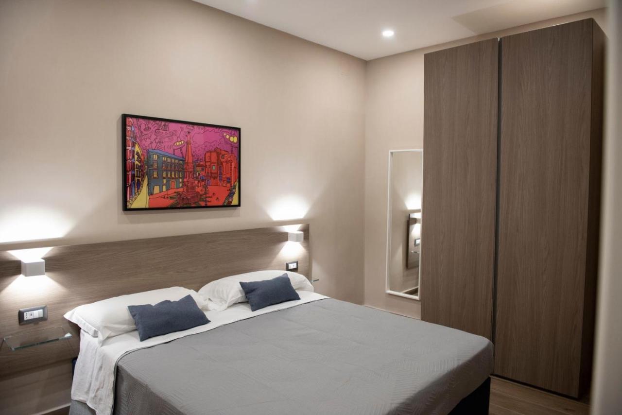 Famalu Apartments เนเปิลส์ ภายนอก รูปภาพ