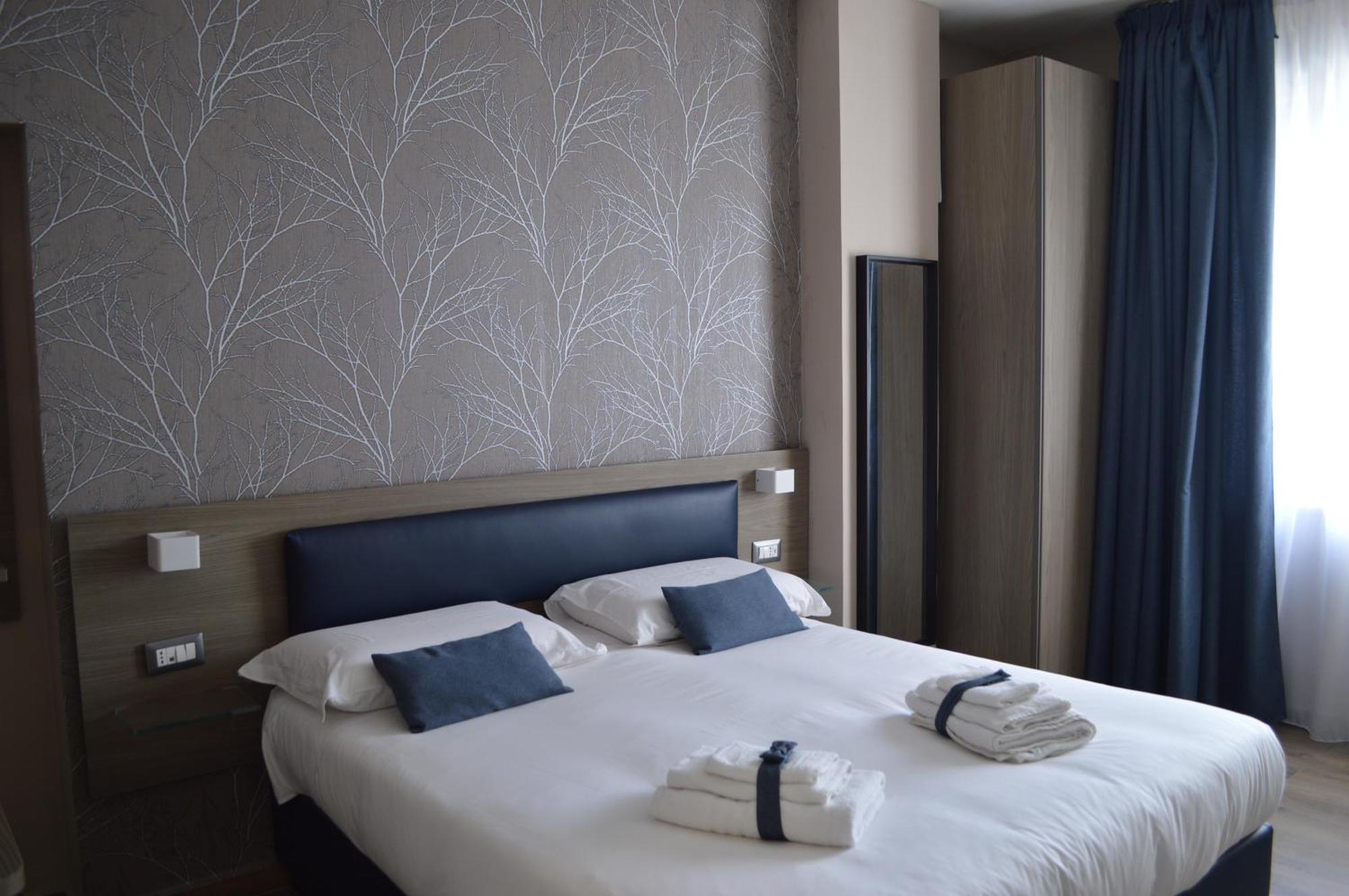 Famalu Apartments เนเปิลส์ ภายนอก รูปภาพ
