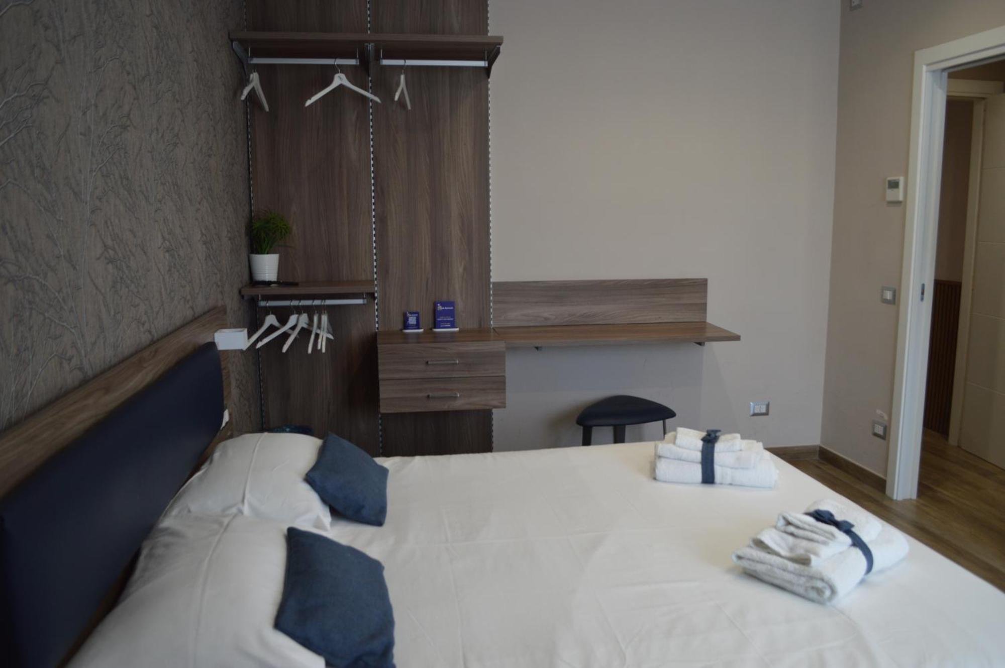 Famalu Apartments เนเปิลส์ ภายนอก รูปภาพ